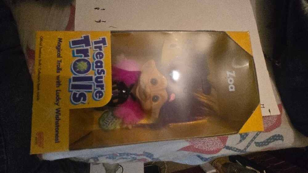 Treasure Trolls Zoa Figure Boxed Magical Troll with Lucky Wishbone